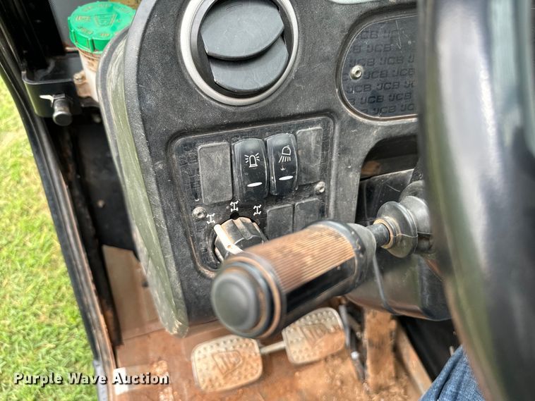 image for item EJ0522 2021 JCB 505-20 tool carrier telehandler