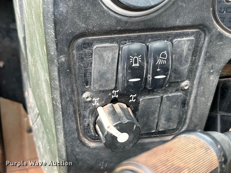 image for item EJ0522 2021 JCB 505-20 tool carrier telehandler