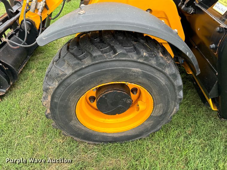 image for item EJ0522 2021 JCB 505-20 tool carrier telehandler