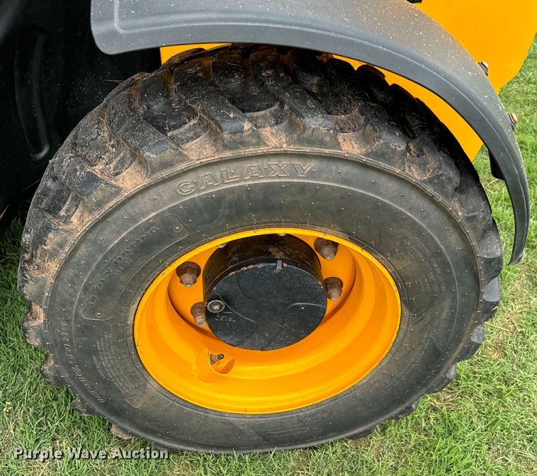 image for item EJ0522 2021 JCB 505-20 tool carrier telehandler