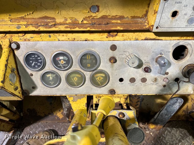 image for item EJ0566 1980 Caterpillar 920 wheel loader