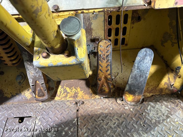 image for item EJ0566 1980 Caterpillar 920 wheel loader