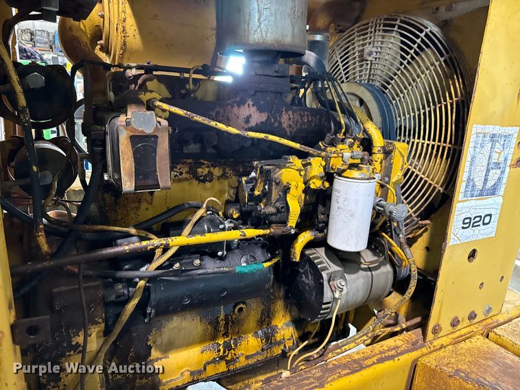 image for item EJ0566 1980 Caterpillar 920 wheel loader