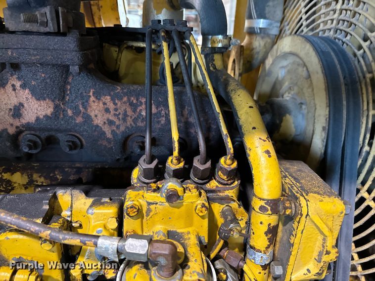 image for item EJ0566 1980 Caterpillar 920 wheel loader