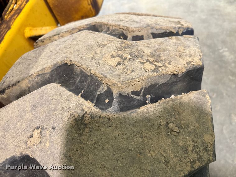 image for item EJ0566 1980 Caterpillar 920 wheel loader