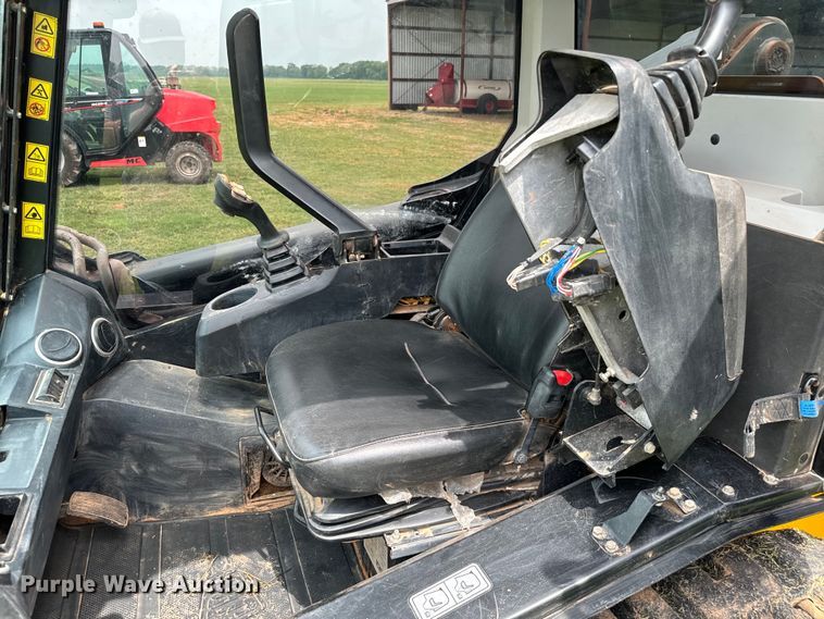 image for item EJ0575 2020 JCB 270T tracked skid steer loader