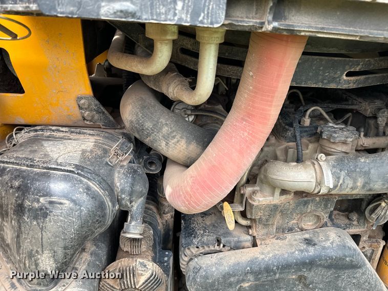 image for item EJ0575 2020 JCB 270T tracked skid steer loader