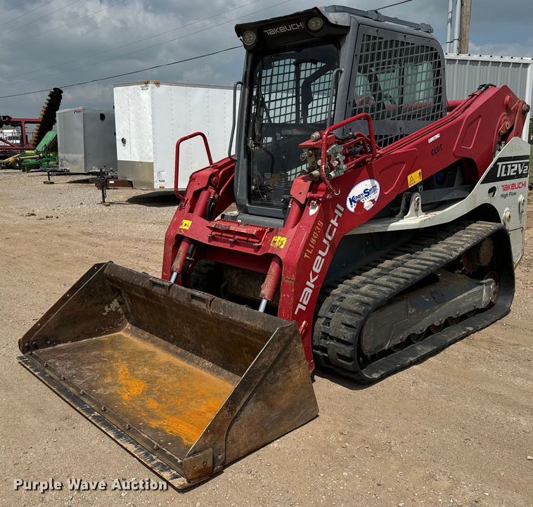 image for item EJ0580 2018 Takeuchi TL12V2 tracked skid steer loader