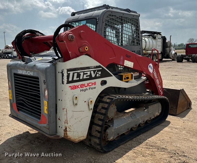 image for item EJ0580 2018 Takeuchi TL12V2 tracked skid steer loader