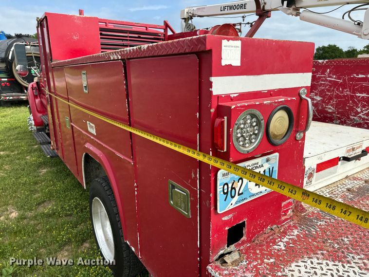 image for item EJ0590 2006 Ford F650 Super Duty Pro Loader Crew Cab utility / service truck