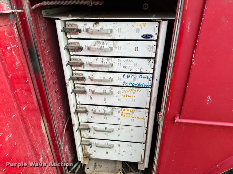 image for item EJ0590 2006 Ford F650 Super Duty Pro Loader Crew Cab utility / service truck