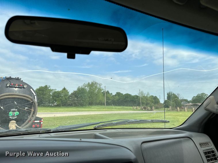 image for item EJ0590 2006 Ford F650 Super Duty Pro Loader Crew Cab utility / service truck