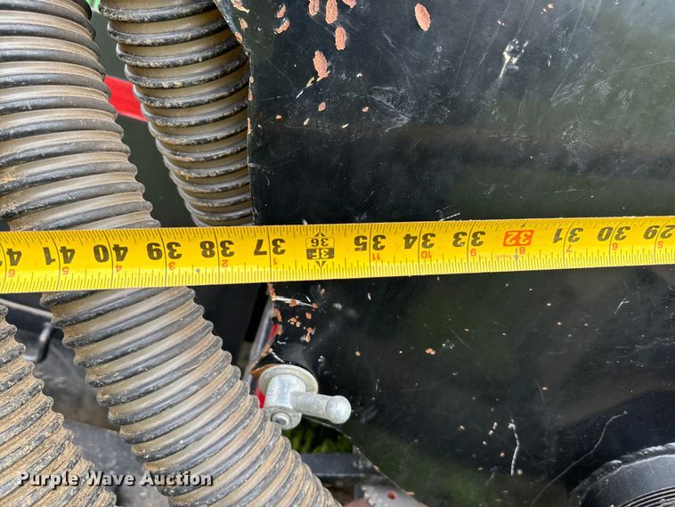 image for item EJ0591 2003 Freightliner FLD112 vacuum truck