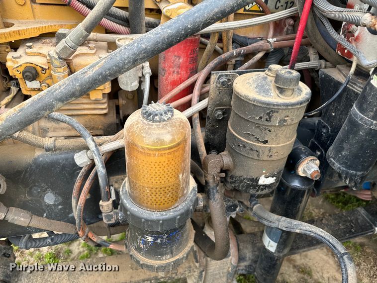 image for item EJ0591 2003 Freightliner FLD112 vacuum truck