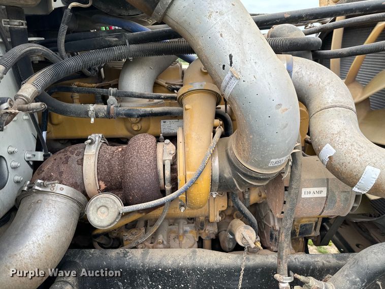 image for item EJ0591 2003 Freightliner FLD112 vacuum truck