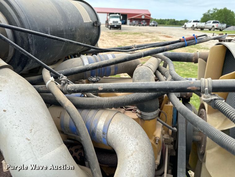 image for item EJ0591 2003 Freightliner FLD112 vacuum truck