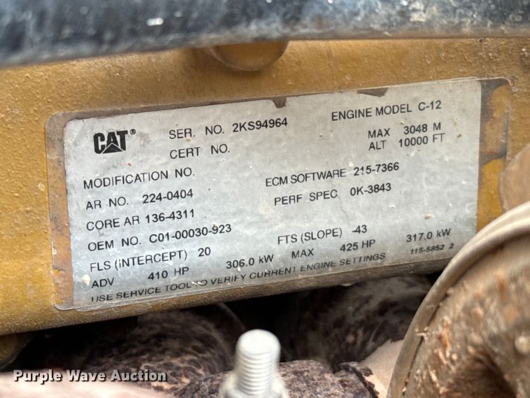 image for item EJ0591 2003 Freightliner FLD112 vacuum truck