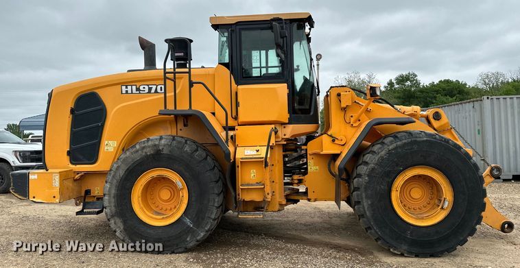 image for item EJ0597 2019 Hyundai  HL970 wheel loader