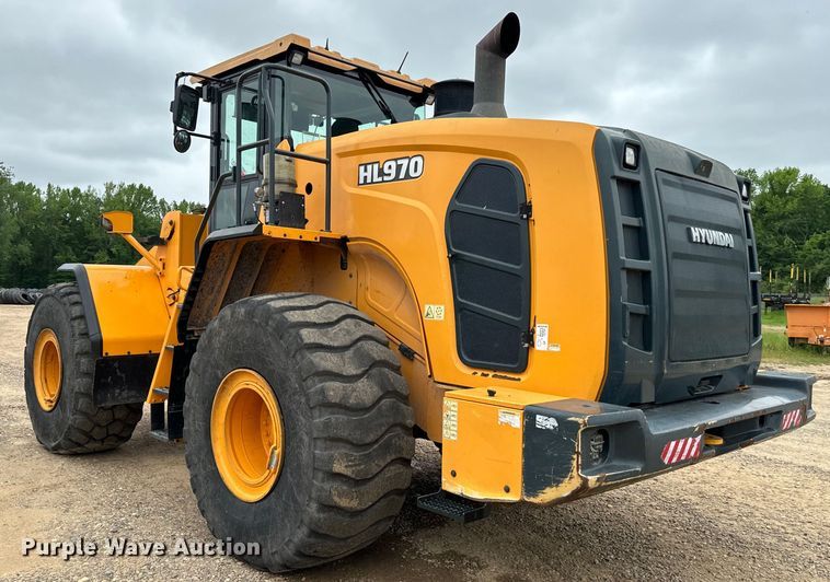 image for item EJ0597 2019 Hyundai  HL970 wheel loader