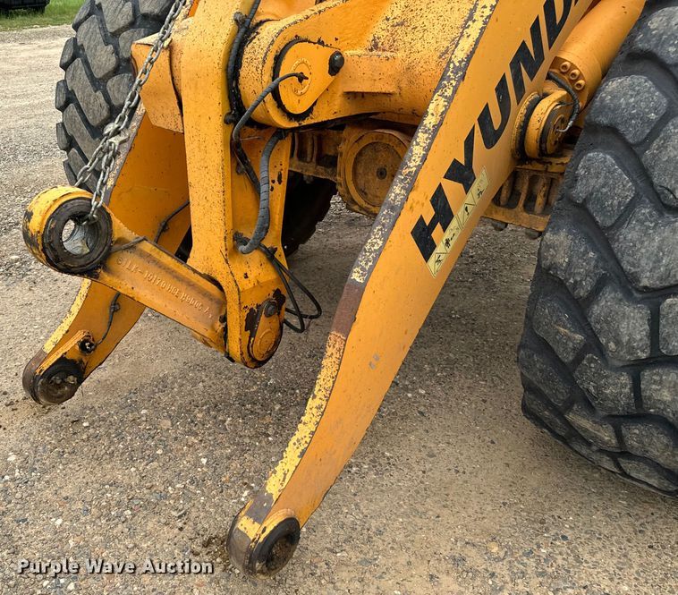 image for item EJ0597 2019 Hyundai  HL970 wheel loader