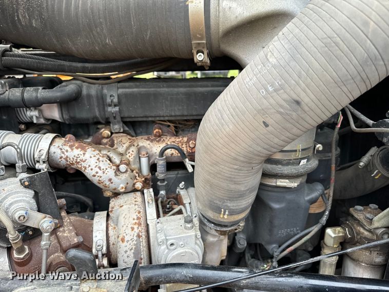 image for item EJ0597 2019 Hyundai  HL970 wheel loader