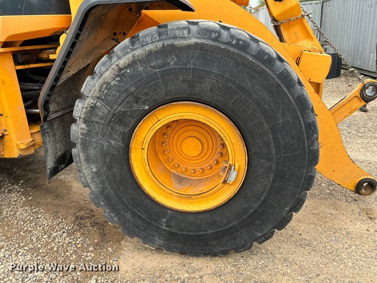 image for item EJ0597 2019 Hyundai  HL970 wheel loader