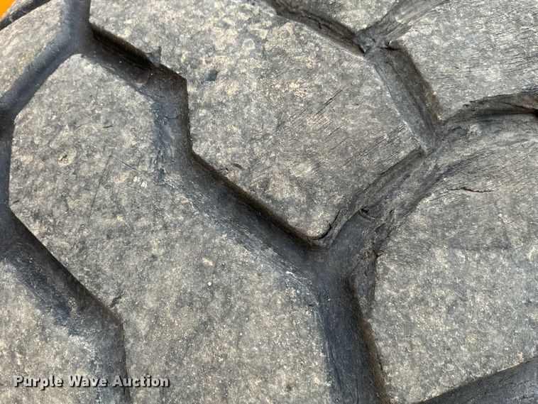 image for item EJ0597 2019 Hyundai  HL970 wheel loader