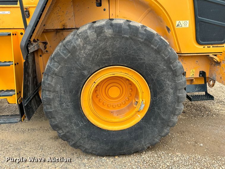 image for item EJ0597 2019 Hyundai  HL970 wheel loader
