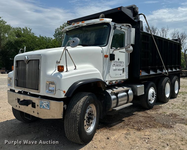 image for item EJ0610 2006 International  5500i dump truck