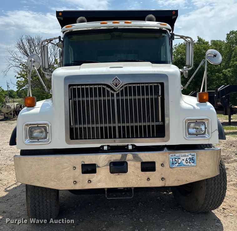 image for item EJ0610 2006 International  5500i dump truck