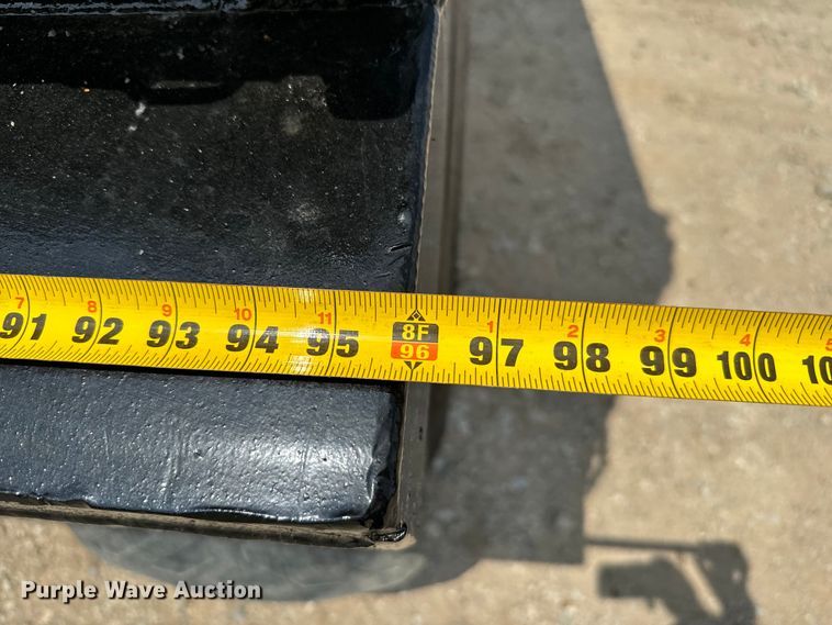 image for item EJ0610 2006 International  5500i dump truck