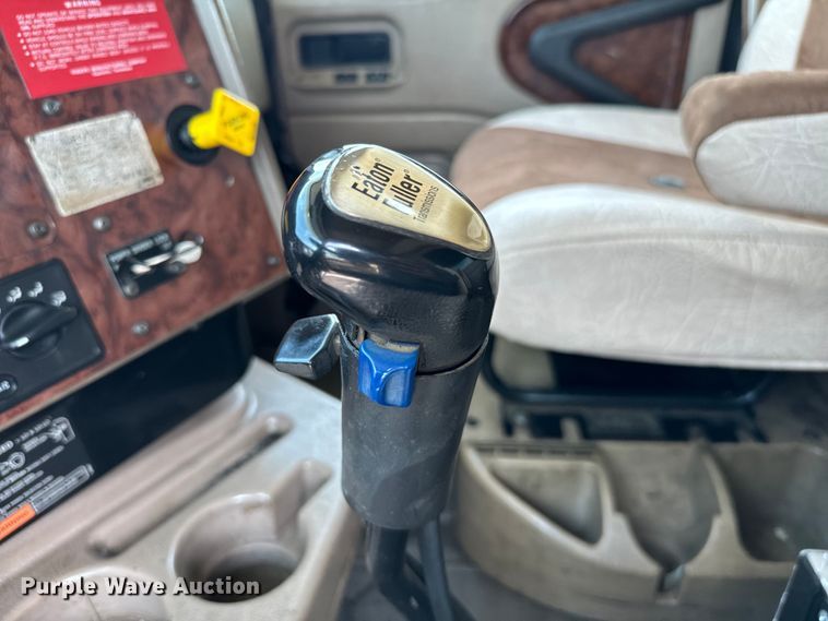 image for item EJ0610 2006 International  5500i dump truck