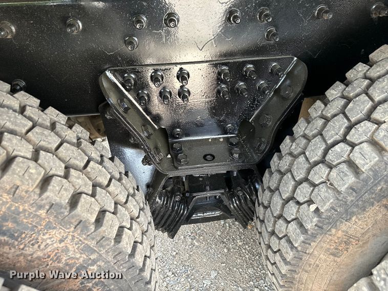 image for item EJ0610 2006 International  5500i dump truck