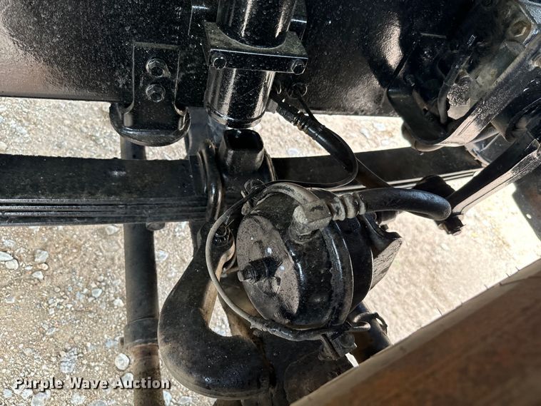 image for item EJ0610 2006 International  5500i dump truck