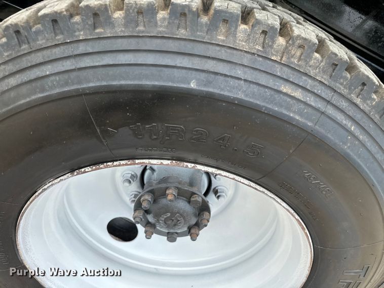 image for item EJ0610 2006 International  5500i dump truck