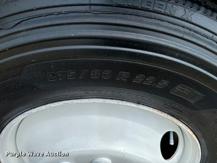 image for item EJ0610 2006 International  5500i dump truck