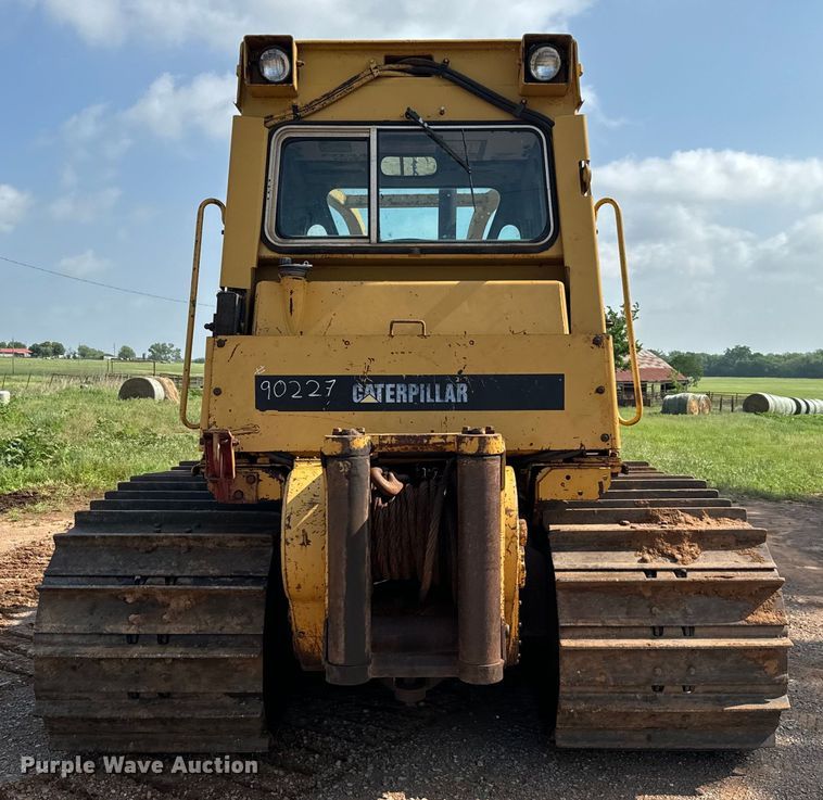 image for item EJ0615 1982 Caterpillar  D6D dozer