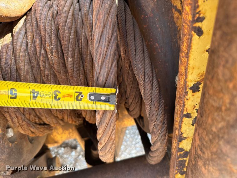 image for item EJ0615 1982 Caterpillar  D6D dozer