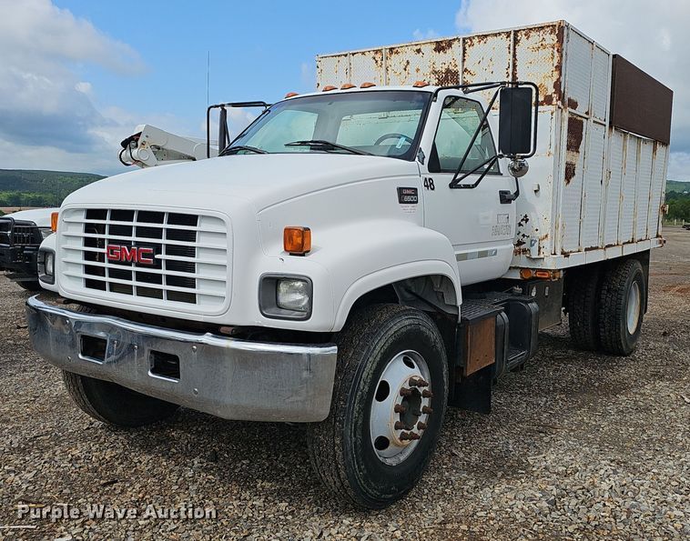 image for item EJ5360 1999 GMC C6500 chipper truck