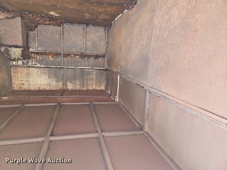 image for item EJ5360 1999 GMC C6500 chipper truck