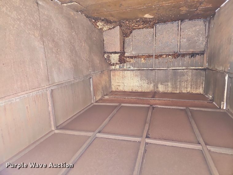 image for item EJ5360 1999 GMC C6500 chipper truck