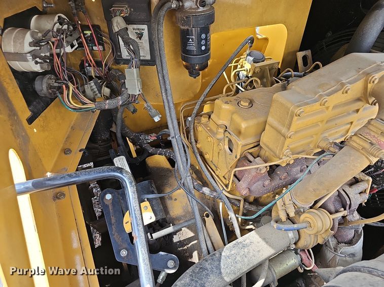 image for item EJ5361 2003 Vermeer BC1400 wood chipper