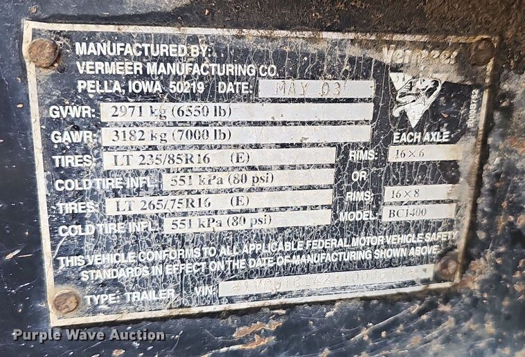 image for item EJ5361 2003 Vermeer BC1400 wood chipper