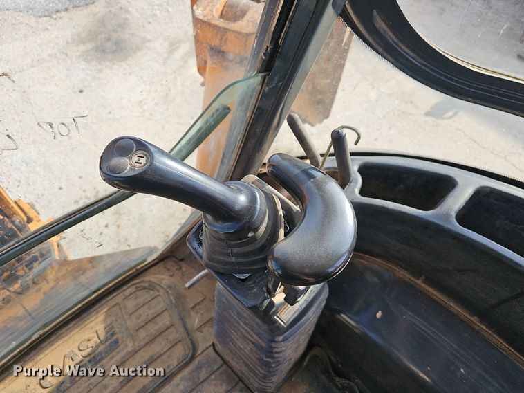 image for item EJ6290 2011 Case 580 Super N backhoe