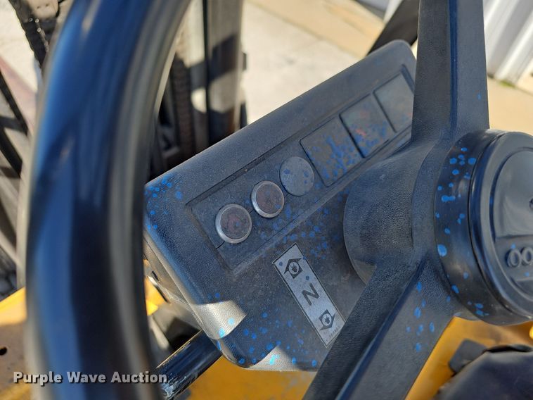 image for item EJ6318 Daewoo GC30S forklift