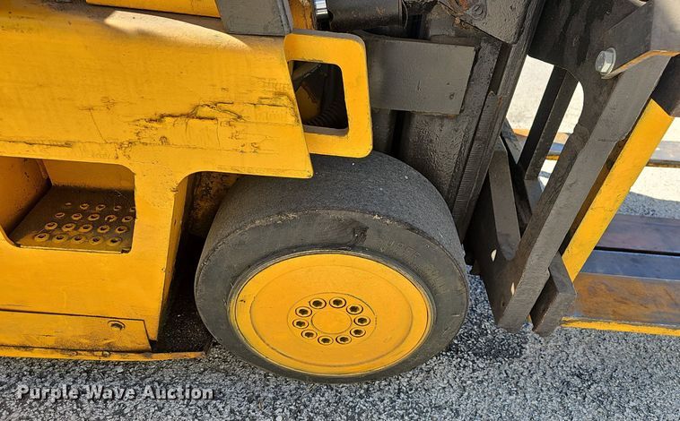 image for item EJ6318 Daewoo GC30S forklift