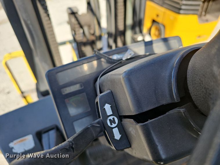image for item EJ6319 Hyster S50XM forklift