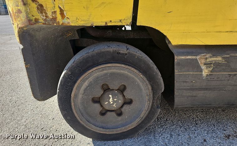 image for item EJ6319 Hyster S50XM forklift