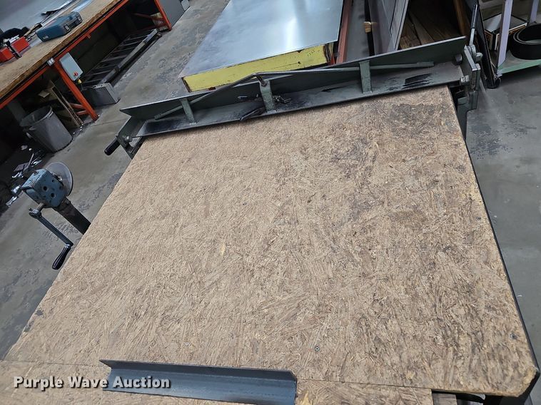 image for item EJ6324 48