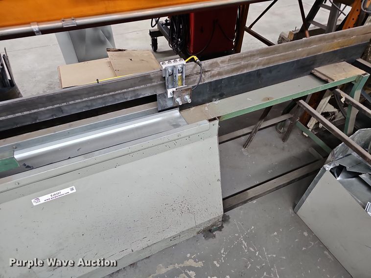 image for item EJ6327 Lockformer  sheet metal notcher